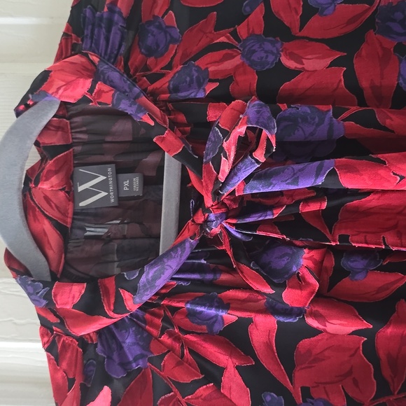 WORTHINGTON WOMEN'S PETITE SIZE RED & PURPLE FLORAL BLOUSE SIZE PXL - Picture 3 of 16